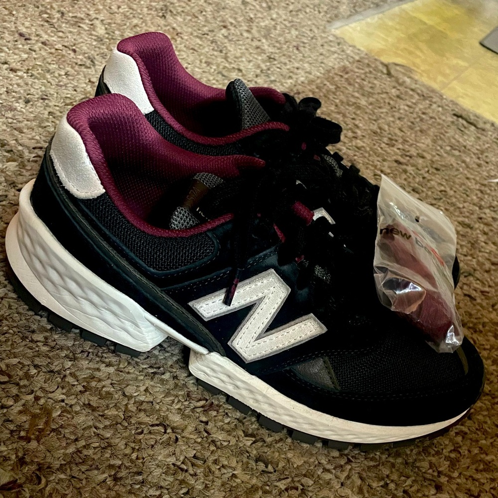 Like new! New Balance. Fig. Medical nursing shoe.